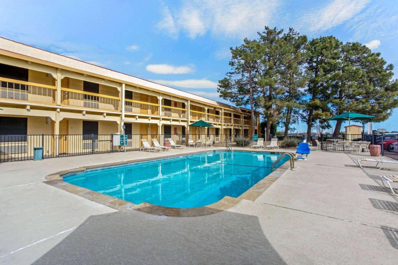 La Quinta By Wyndham And Conference Center Hotel San Angelo